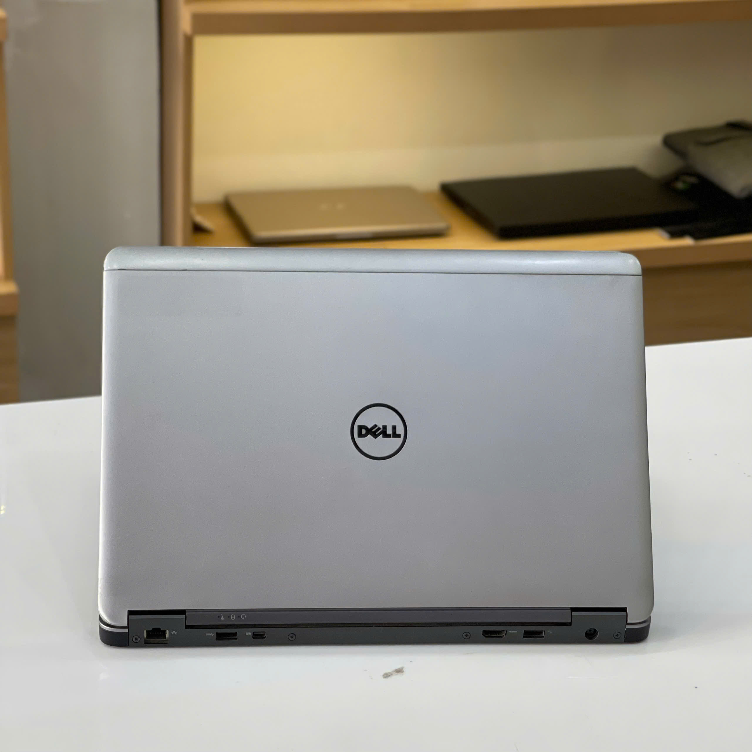 Laptop Dell E7440 i5 4300 tổng thể tại Đăng Khoa Tech