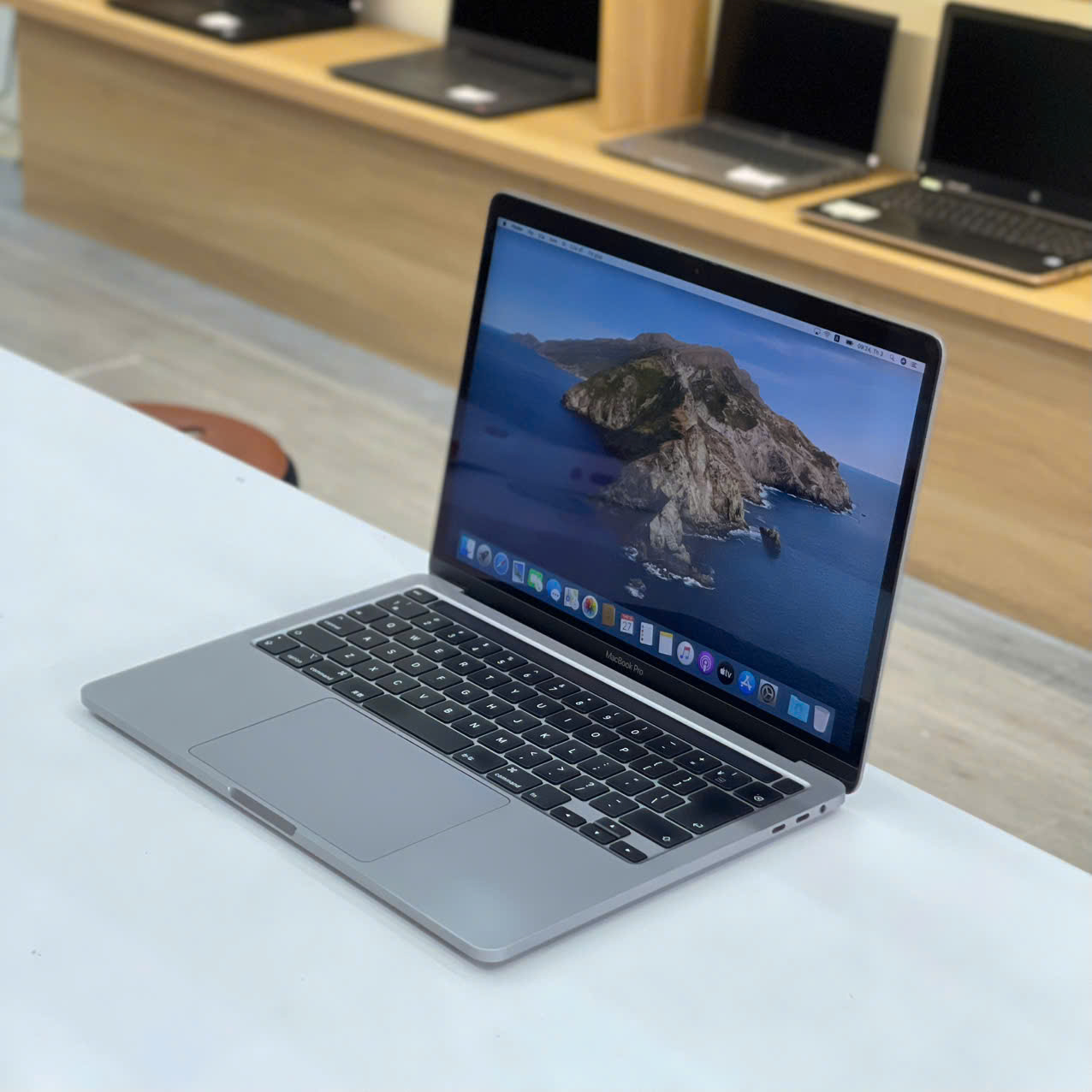 Màn hình Retina 13,3 inch của MacBook Pro 2020 hiển thị sắc nét