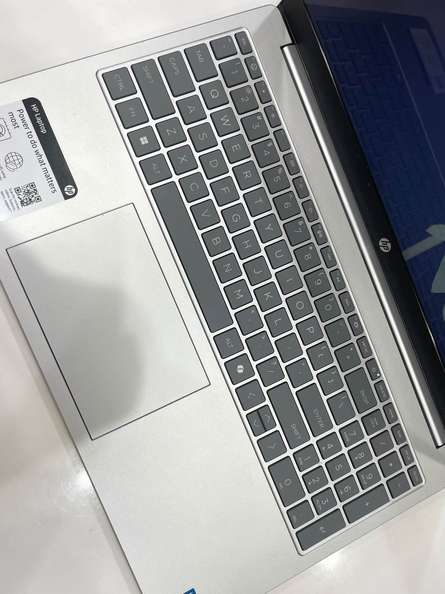 Cận cảnh laptop HP 15-fd0xxx Core i3-1315U